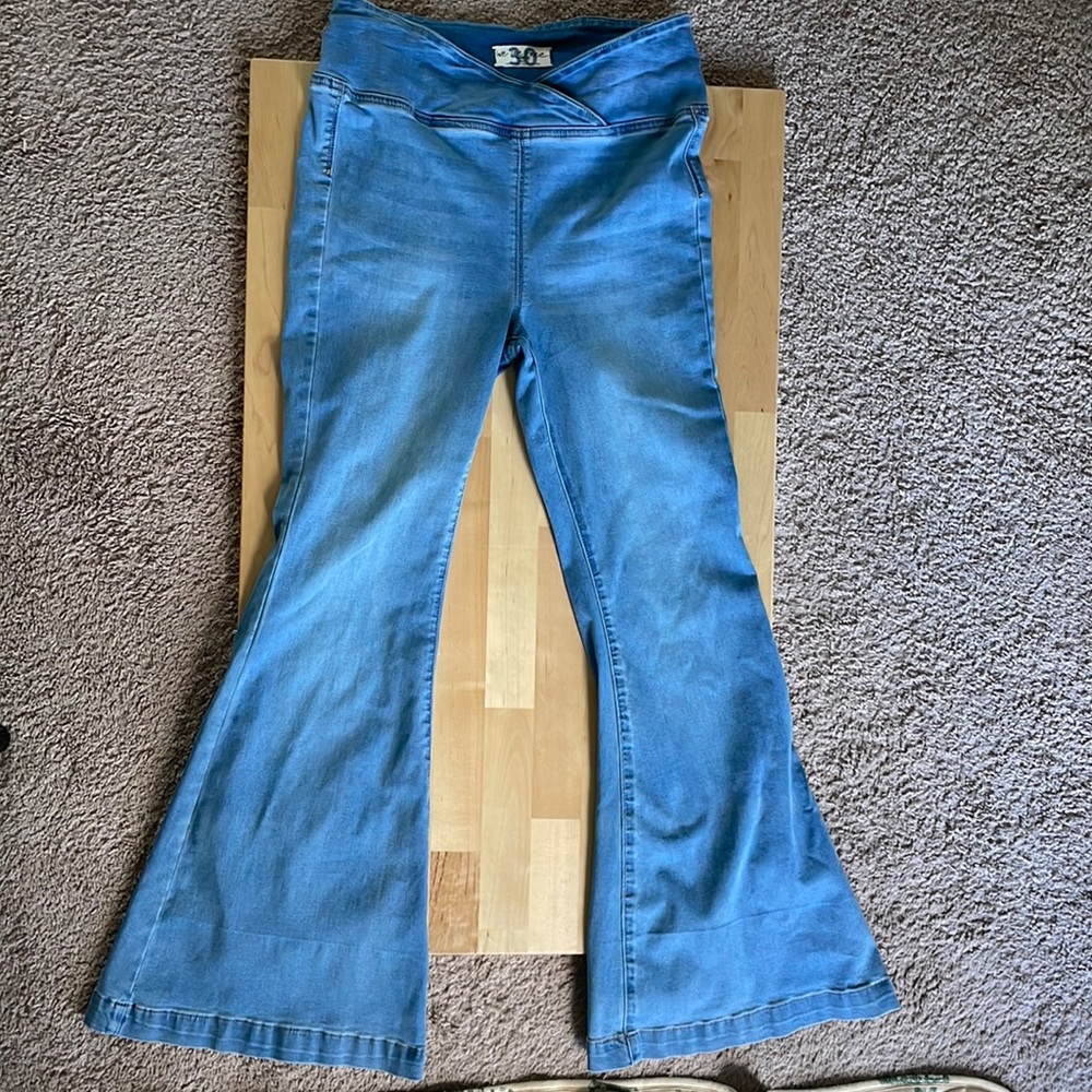 Free People flared stretchy jeans